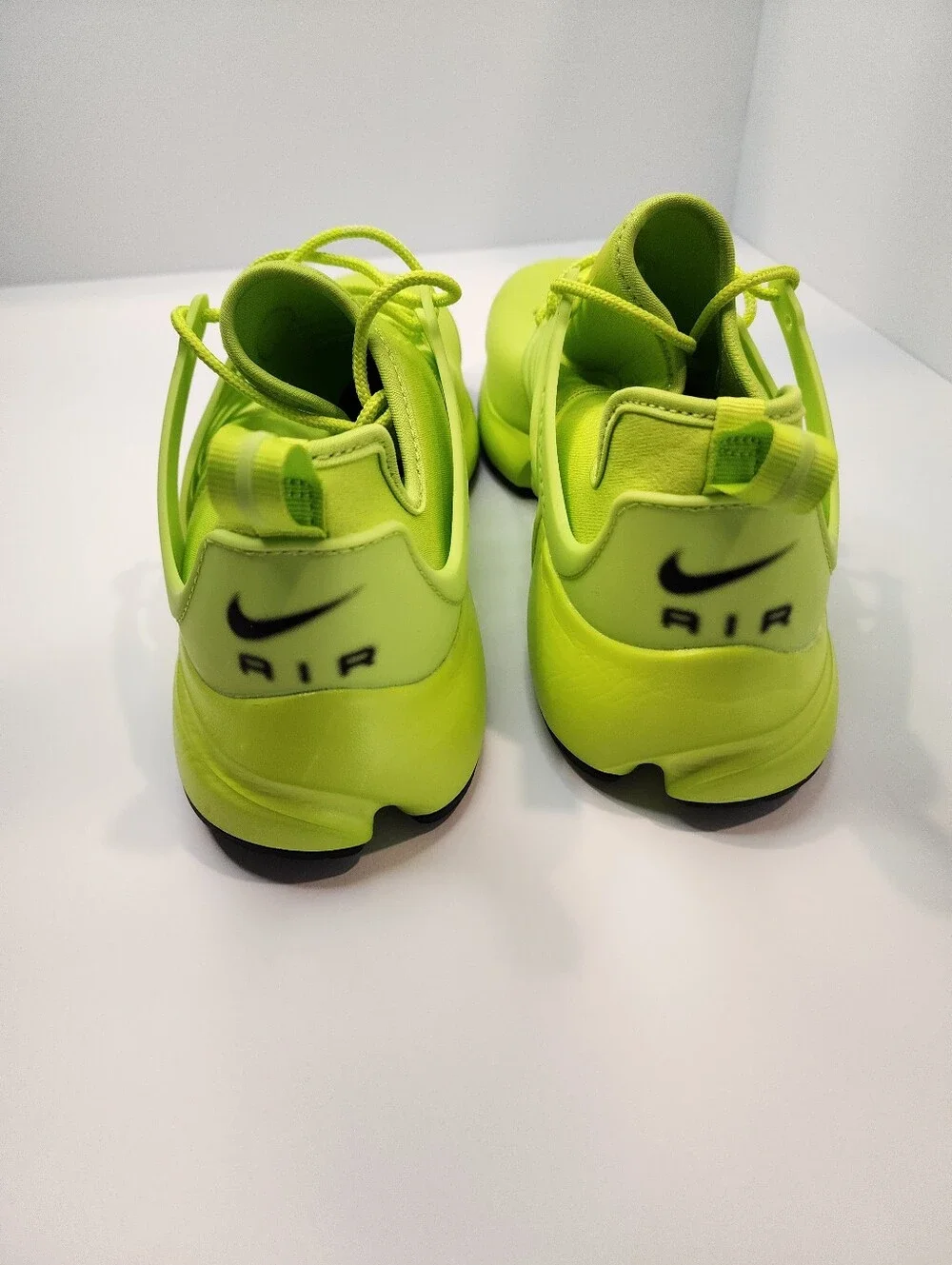 Nike Air Presto Women's Shoes in Atomic Green/Black, Size 11